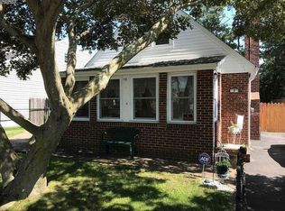 3 Garland St, Speonk, NY 11960