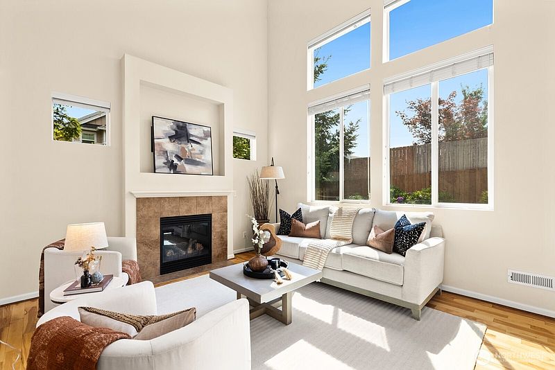 4th image of 27337 214th Terrace SE