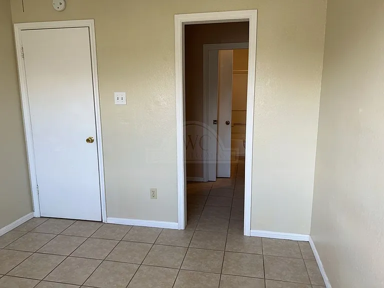 105 Jason Dr — Photo 15