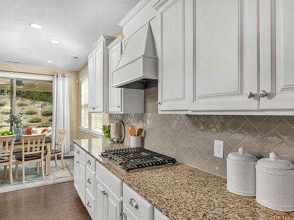 4th image of 16537 Palisades Commons Dr