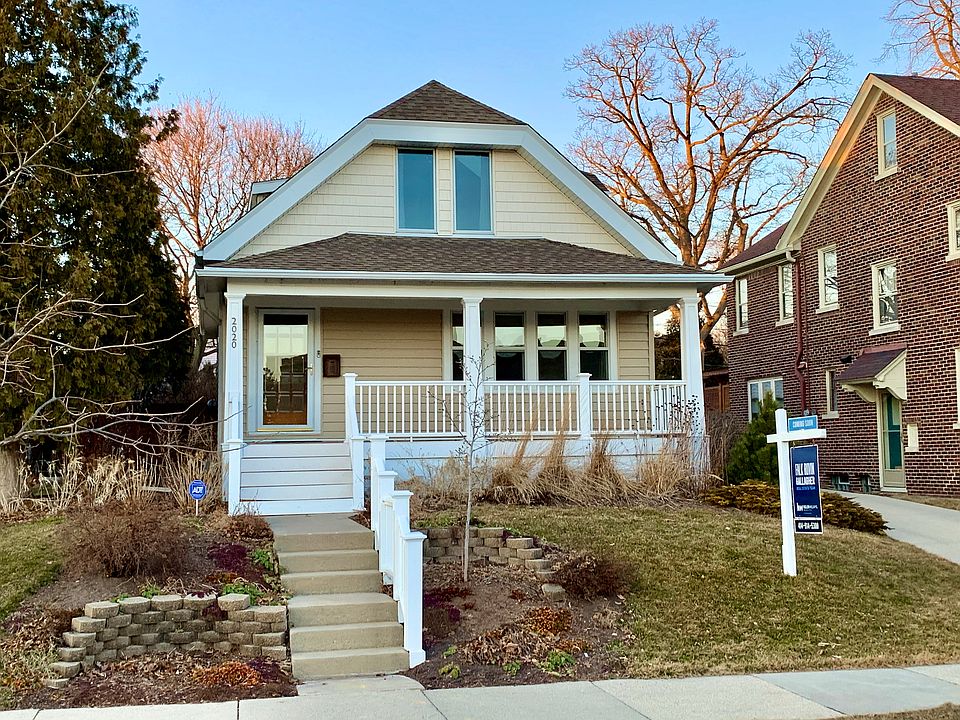 1st image of 2020 E Kenmore Pl