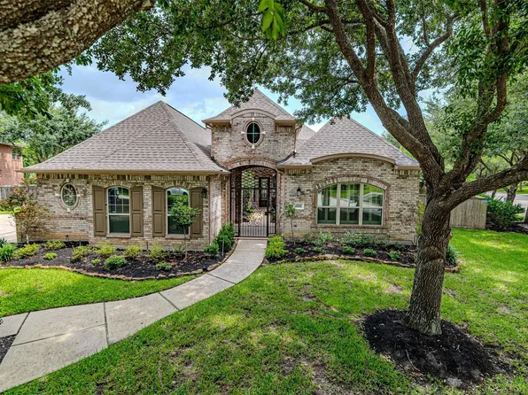 1302 Majestic Pines Ct, Kingwood, TX 77345