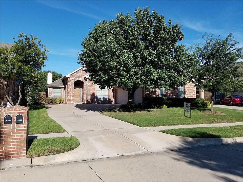 1st image of 6868 Shoreview Dr