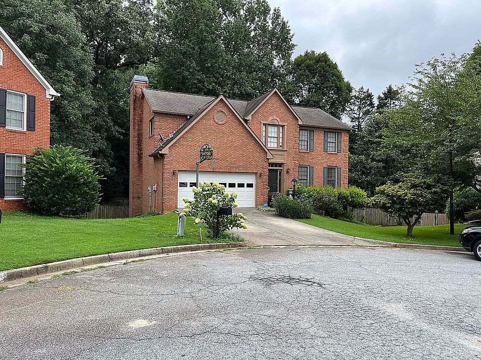 2nd image of 3407 Glenrose Dr