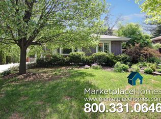 840 N Eagle St, Naperville, IL 60563