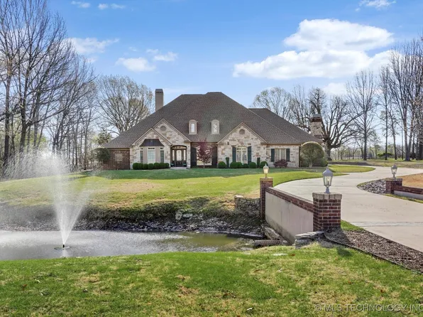 14201 S 248th East Ave, Coweta, OK 74429