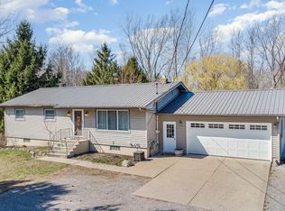 2341 E Cody Estey Rd, Pinconning, MI 48650
