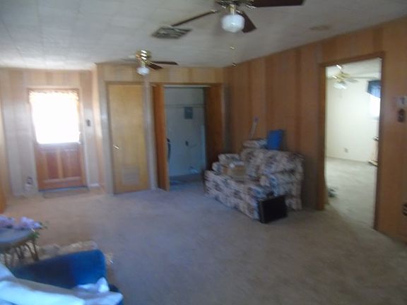 4th image of 204 E 20th St