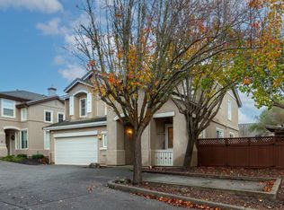 246 Windsor Dr, Petaluma, CA 94952