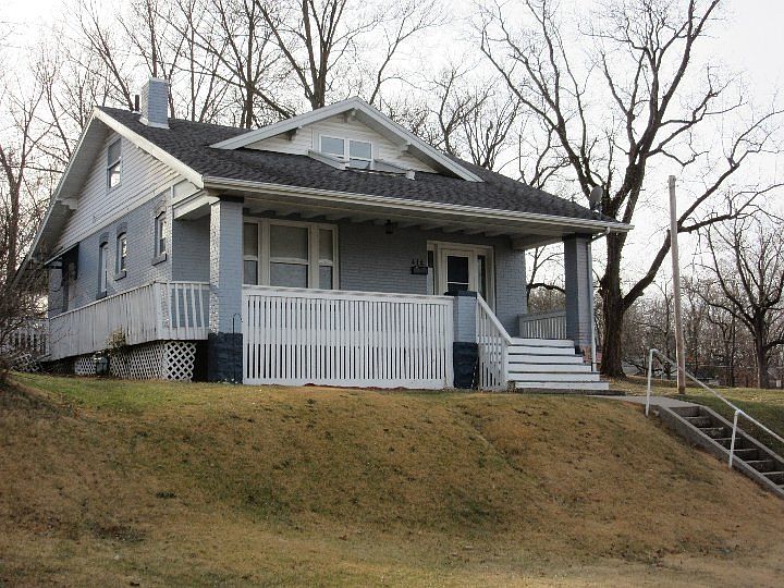 Front view from Hickory