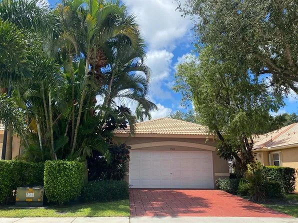 9531 Crescent View Drive N, Boynton Beach, FL 33437