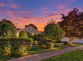 50 Seymour Ave, Cranston, RI 02910