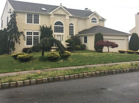 3rd image of 3 Waterview Dr