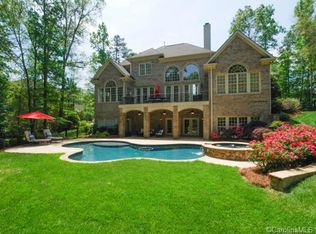 8406 Cheverny Dr, Waxhaw, NC 28173