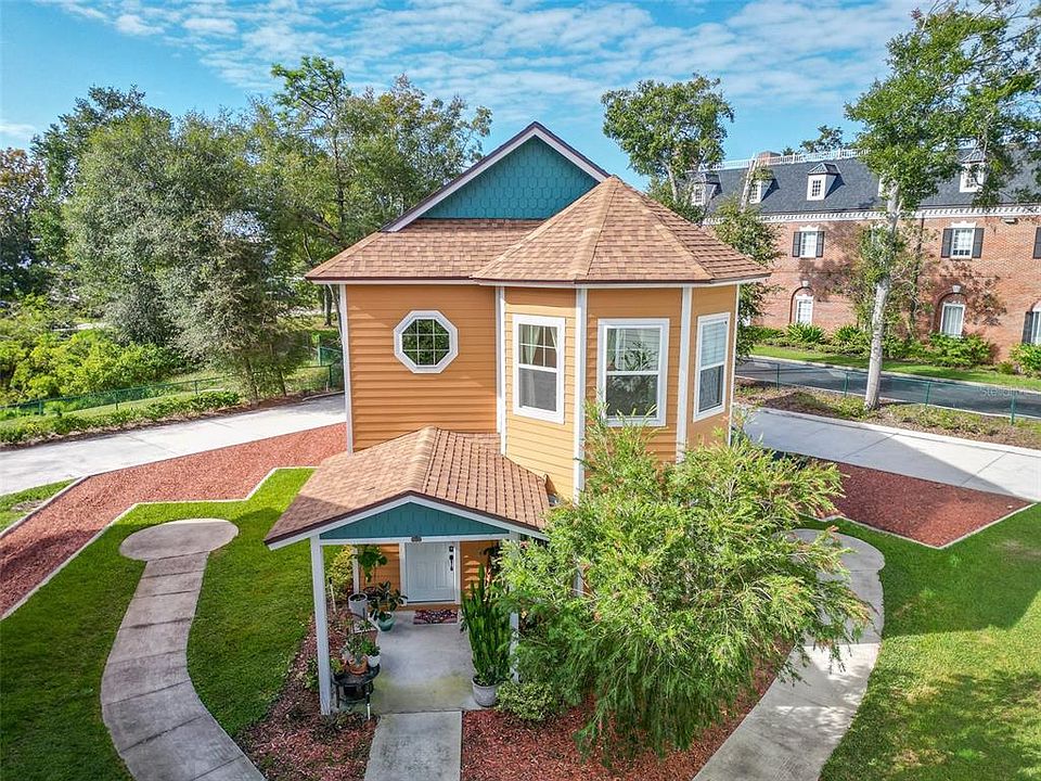 1st image of 523 SUNBRANCH LANE