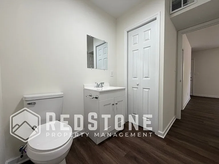 1507 Tucker St #C — Photo 7