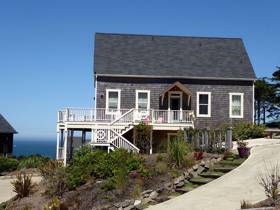 1st image of 2461 SW Anemone Ave