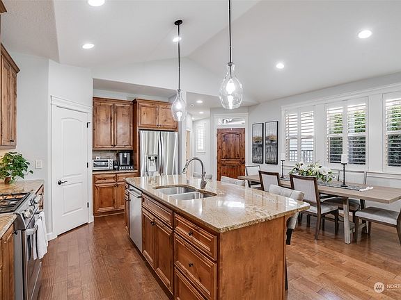 2nd image of 4119 SE 177th Lane