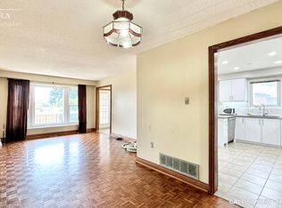 17 Ashburn Cres #1, Vaughan, ON L4L1G8