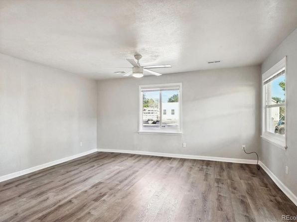 denver-colorado-130271671 picture