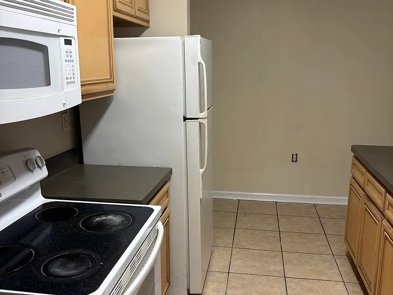 500 McKeithan St #121 — Photo 8