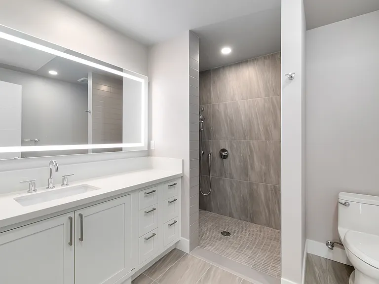 Fedora St — Photo 12