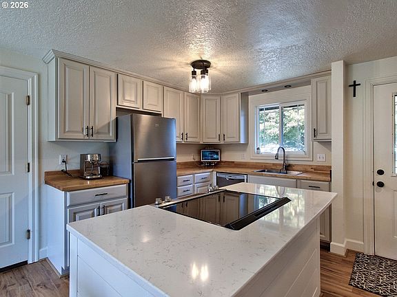2nd image of 8206 SW Ponca Ct