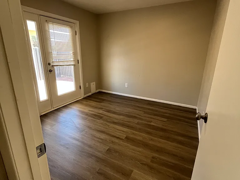 12928 Carrie Pl SE — Photo 9