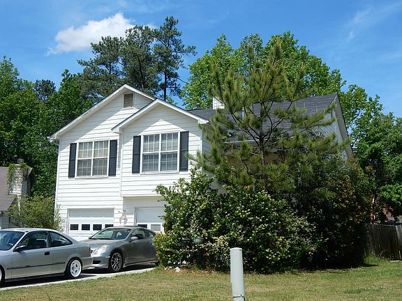 3rd image of 883 Rock Shoals Ct