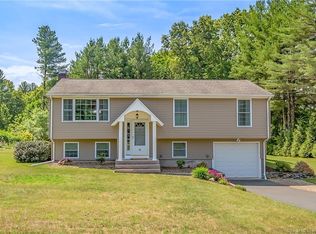 38 Slater Rd, Tolland, CT 06084