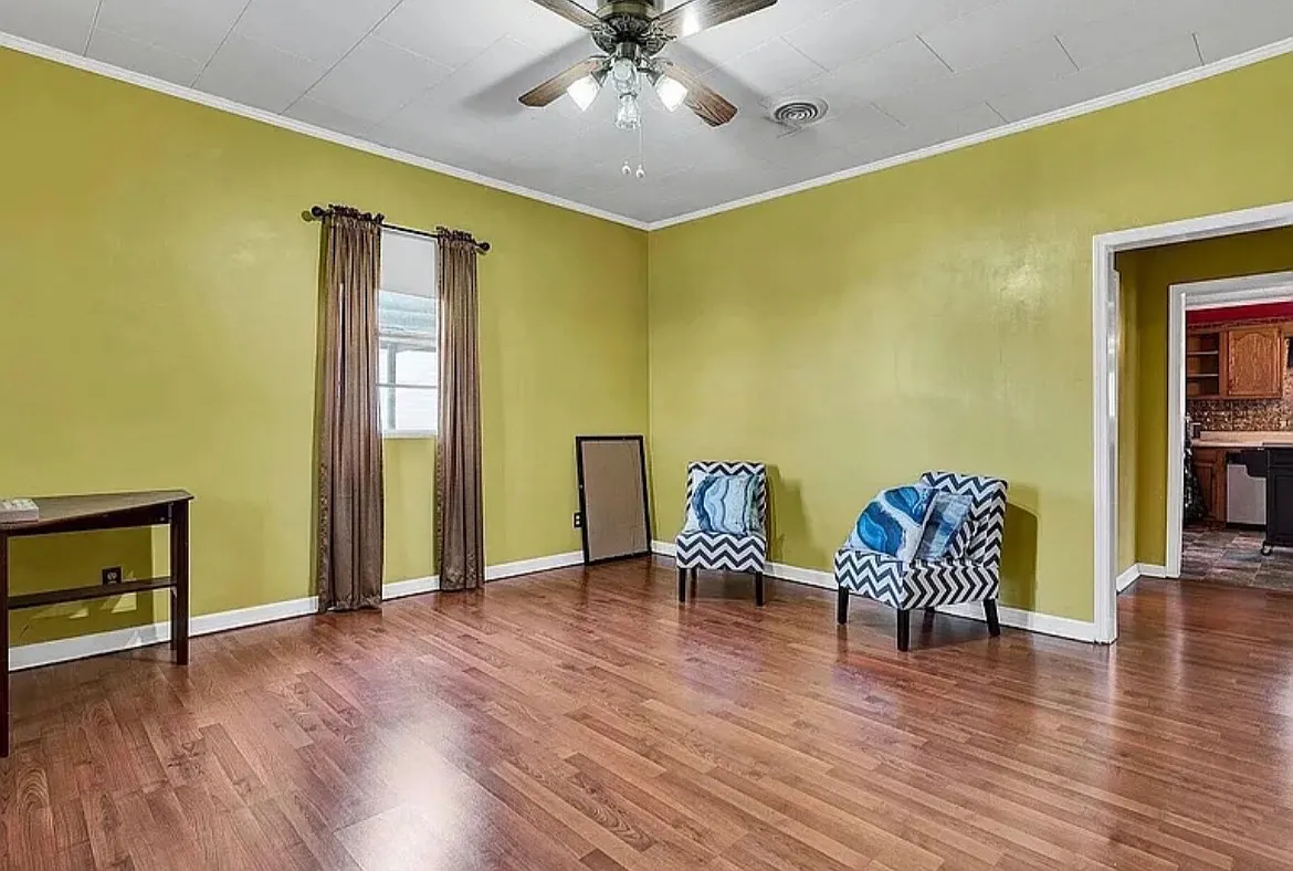 2 bed, 950 sqft, $800 — Photo 4
