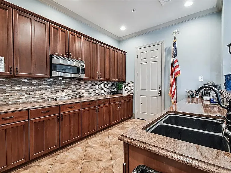 Clubhouse Kitchen