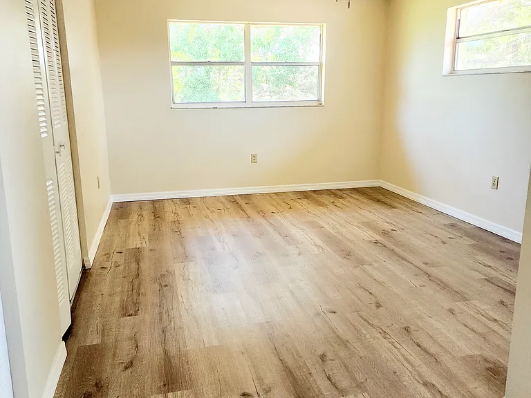 3135 Shady Dell Ln — Photo 43
