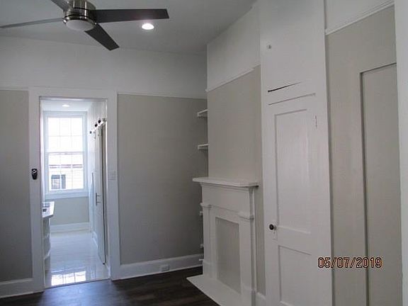 3rd image of 735 Ursulines Ave #201