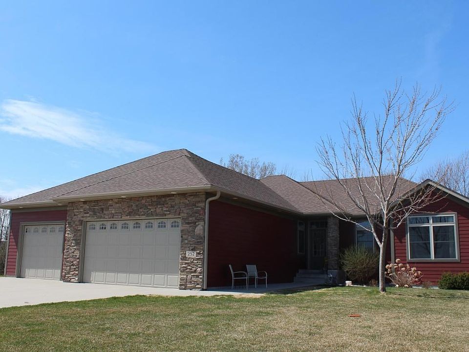 252 BOULDERCREST