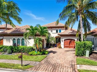 6376 Costa CIR, NAPLES, FL 34113