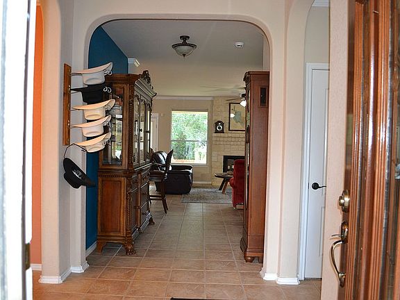 Entrance Hall1