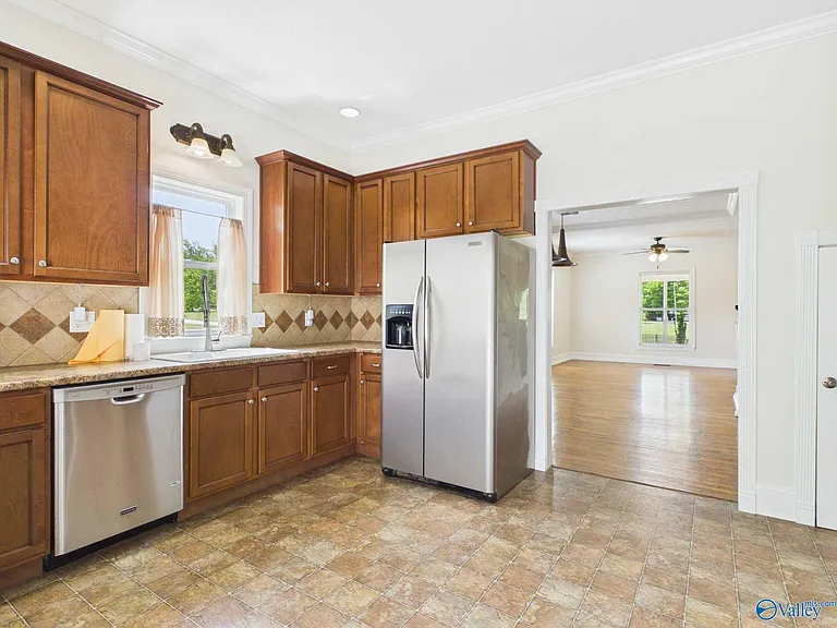 501 Prospect Dr SE — Photo 12