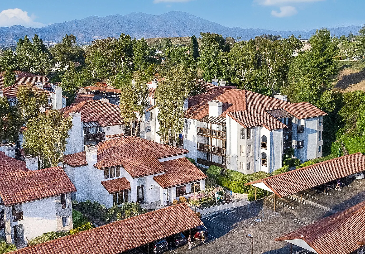 Ridgecrest Apartments — Photo 3