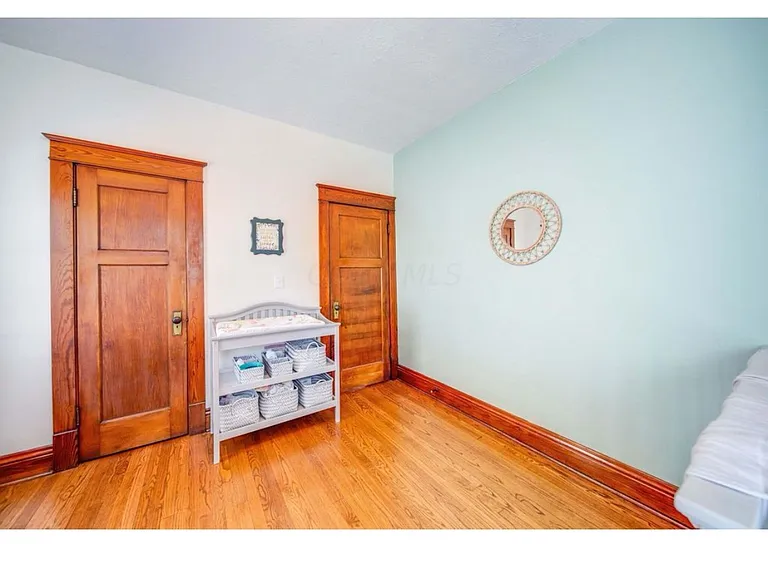 299 E Woodrow Ave — Photo 25