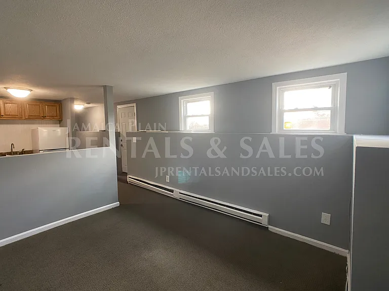 15 Pinedale Rd #4 — Photo 4