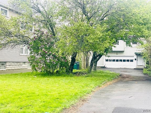 2nd image of 115 Stratford Rd
