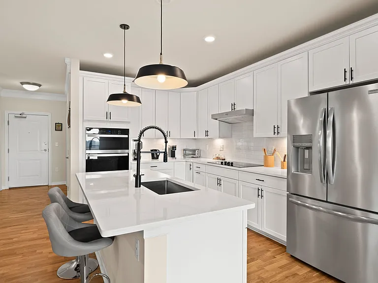 4 Stratton Dr #408 — Photo 4