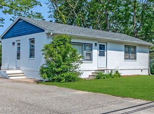 922 Briar Ave, Toms River, NJ 08753