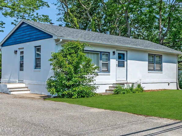 922 Briar Avenue, Toms River, NJ 08753