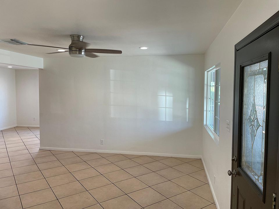 2nd image of 15249 El Casco St