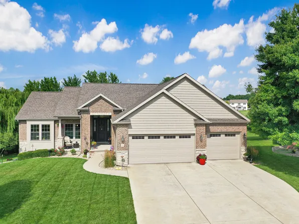 3 Huff Way, Bloomington, IL 61705