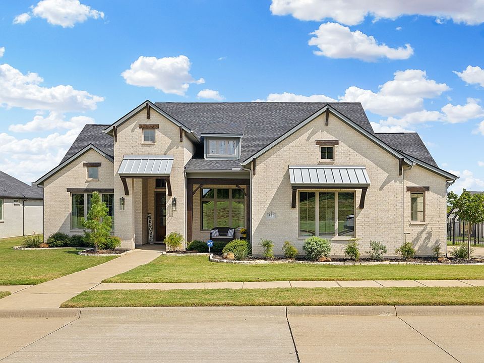 1st image of 320 Carrington Dr