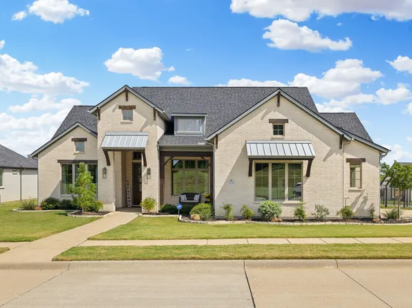 320 Carrington Dr, Argyle, TX 76226