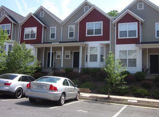 2442 N Berkshire Rd, Charlottesville, VA 22901